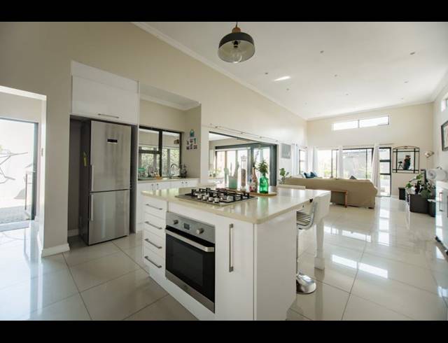 3 BEDROOM HOUSE FOR SALE IN COPPERLEAF ESTATE